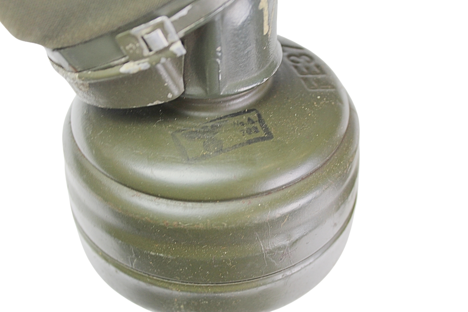 Niemiecka maska przeciwgazowa z puszką 1938