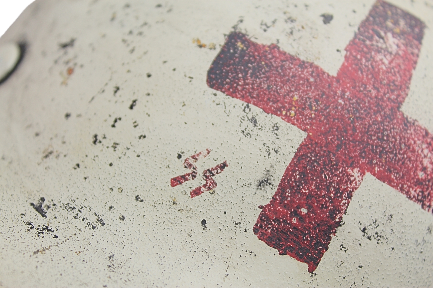 HEŁM M40 SANITARIUSZ SS w kamuflażu zimowym