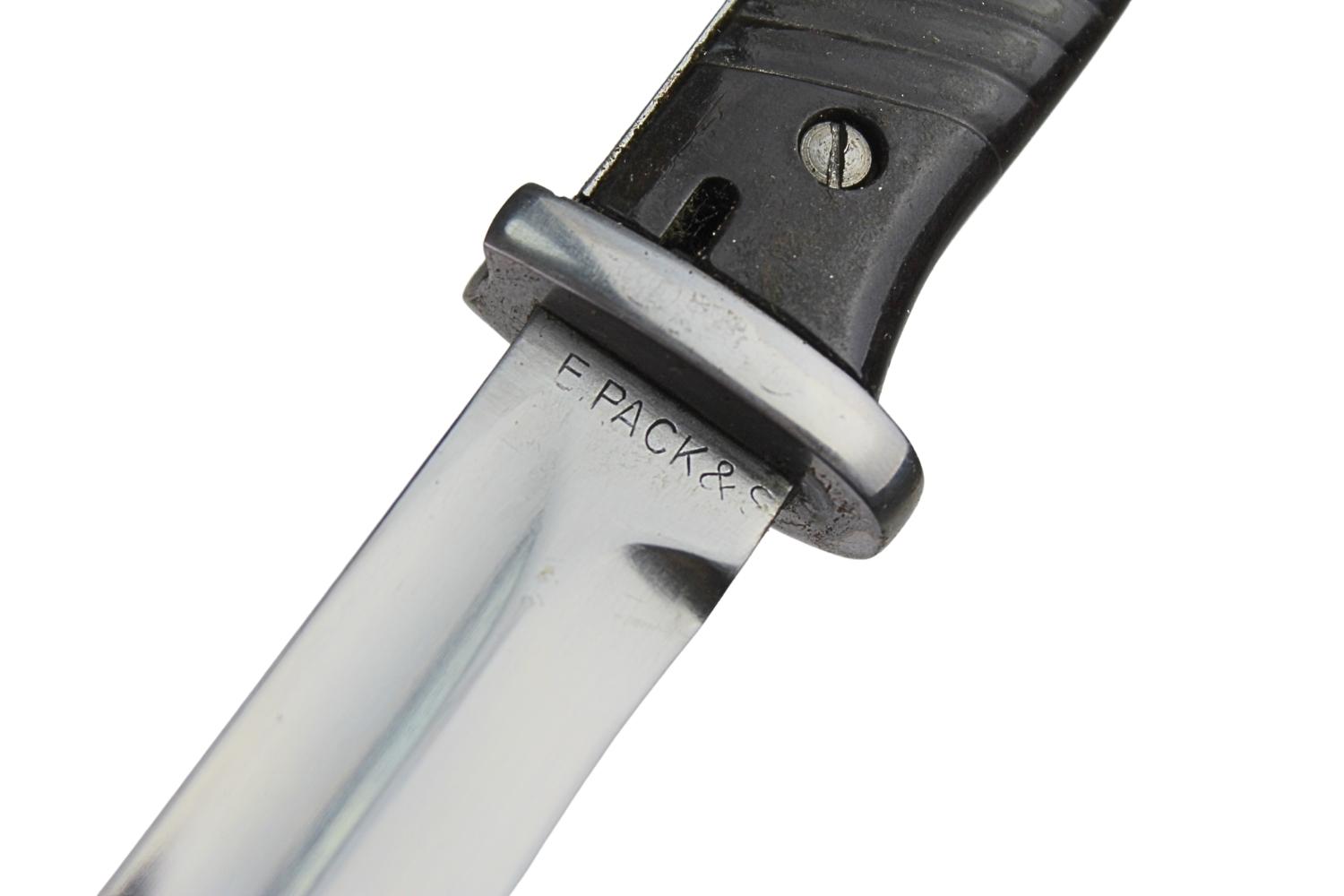 Bagnet niemiecki S84 98 E. Pack & S 1939 zgodny z żabką