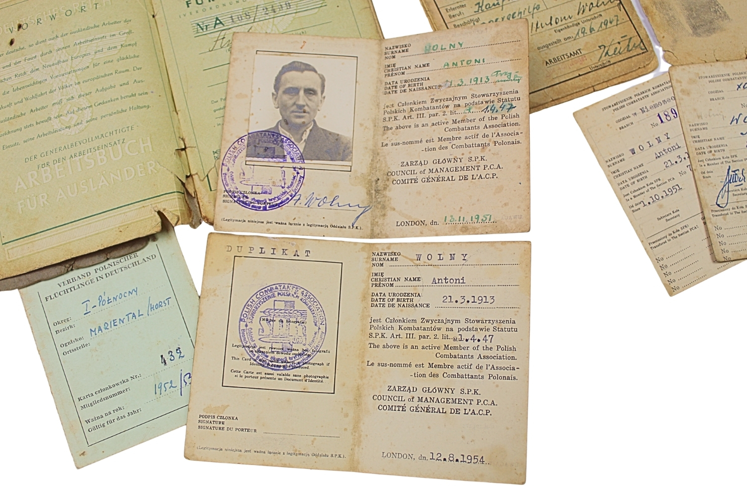 ZESTAW DOKUMNETÓW OKUPACYJNYCH ORAZ KOMBATANCKICH SPK