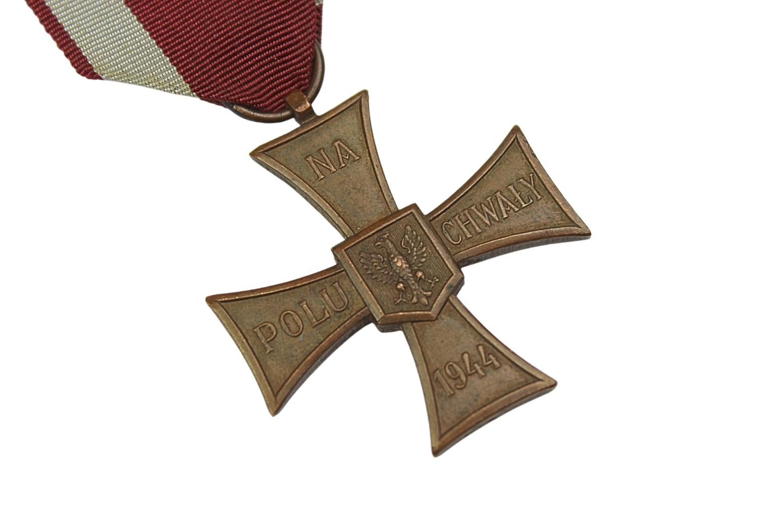 Krzyż Walecznych 1944