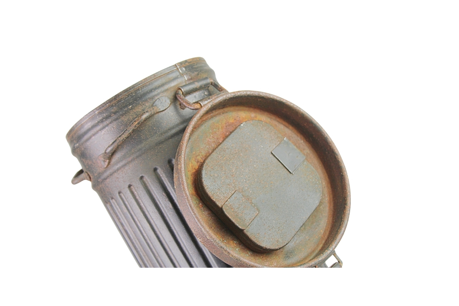 Niemiecka PUSZKA NA MASKĘ GM38