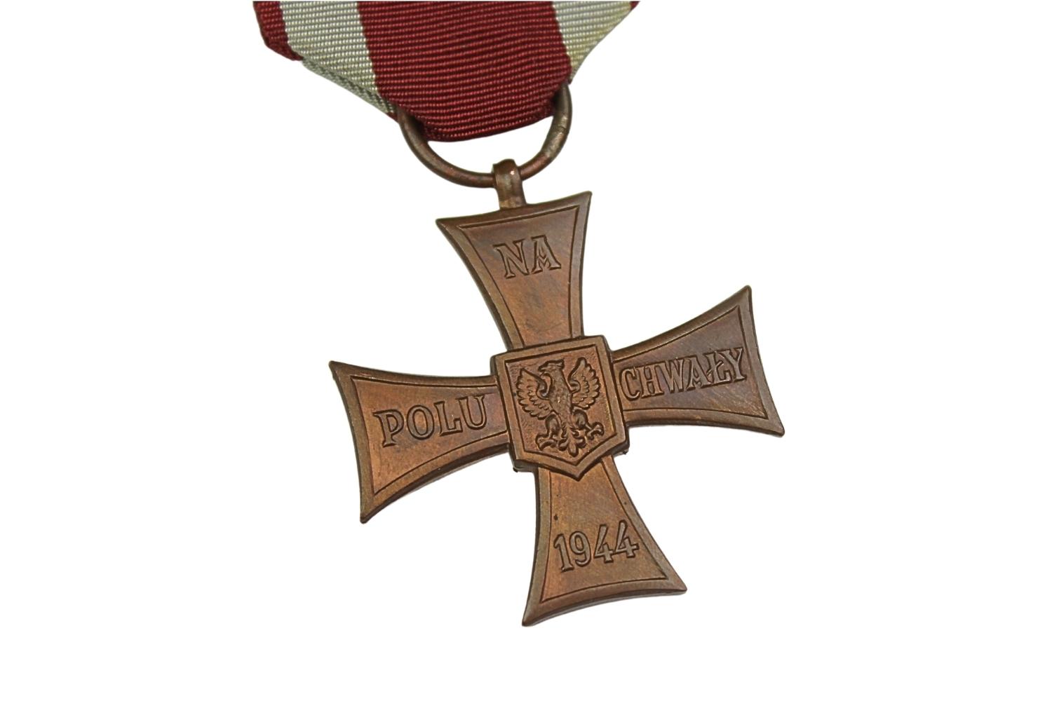 KRZYŻ WALECZNYCH 1944 Z MINIATURKĄ