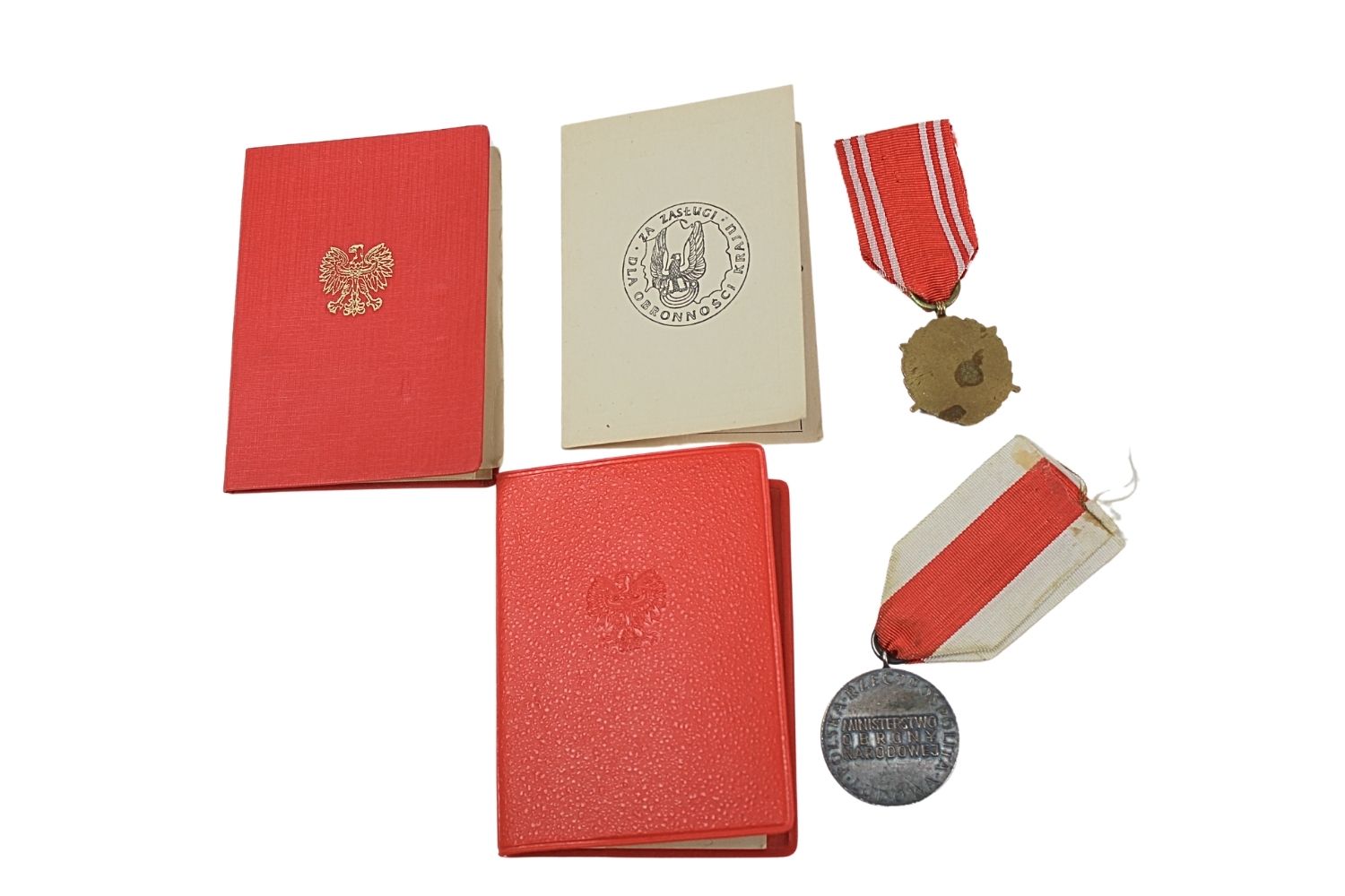 Zestaw medali PRL z legitymacjami 