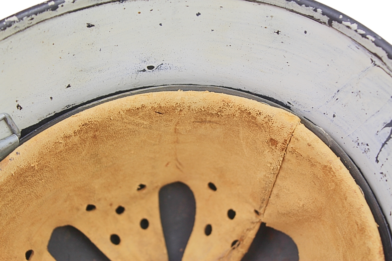 HEŁM M40 SANITARIUSZ SS w kamuflażu zimowym