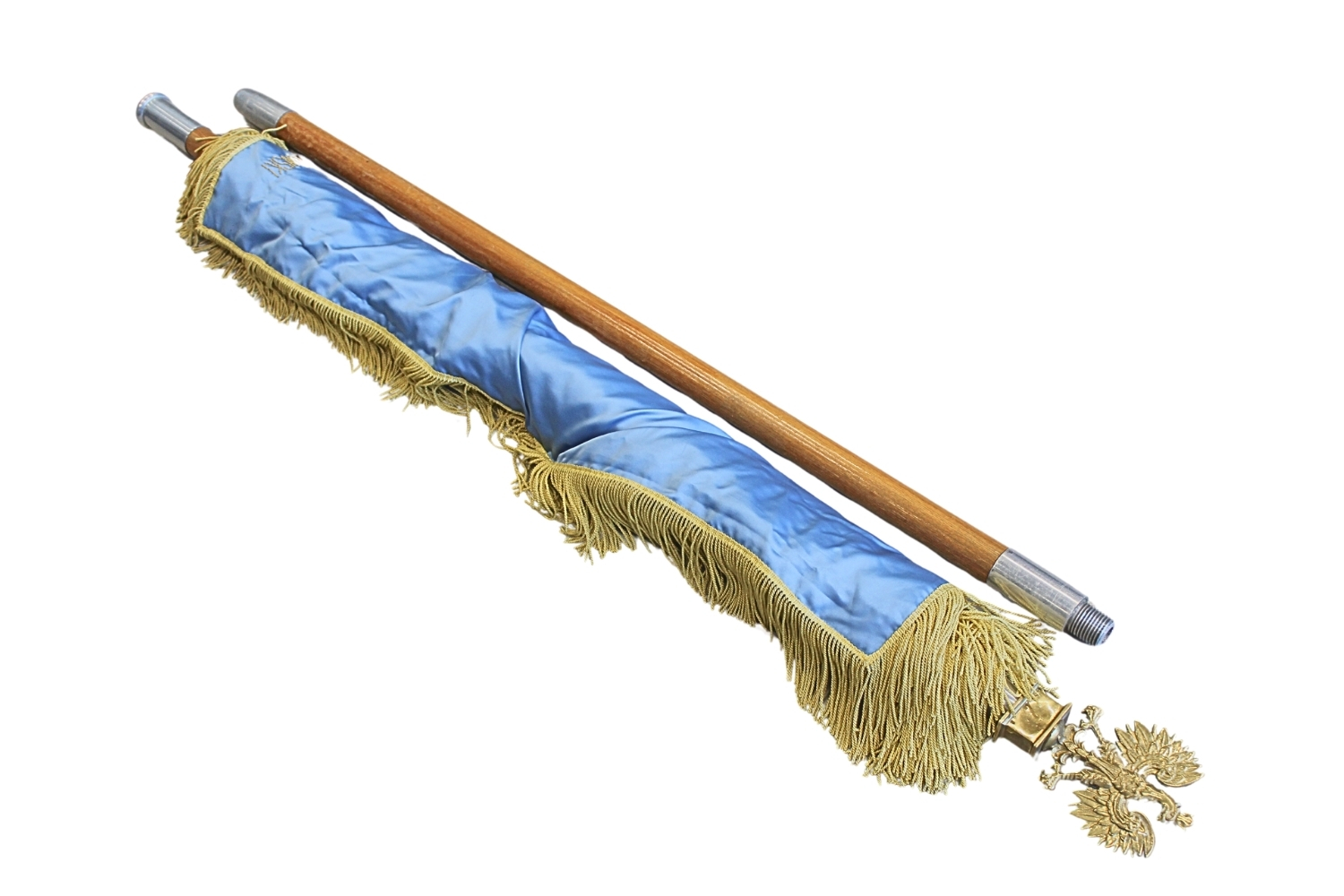 III RP Sztandar Organizacji Polska Liga Monarchistyczna