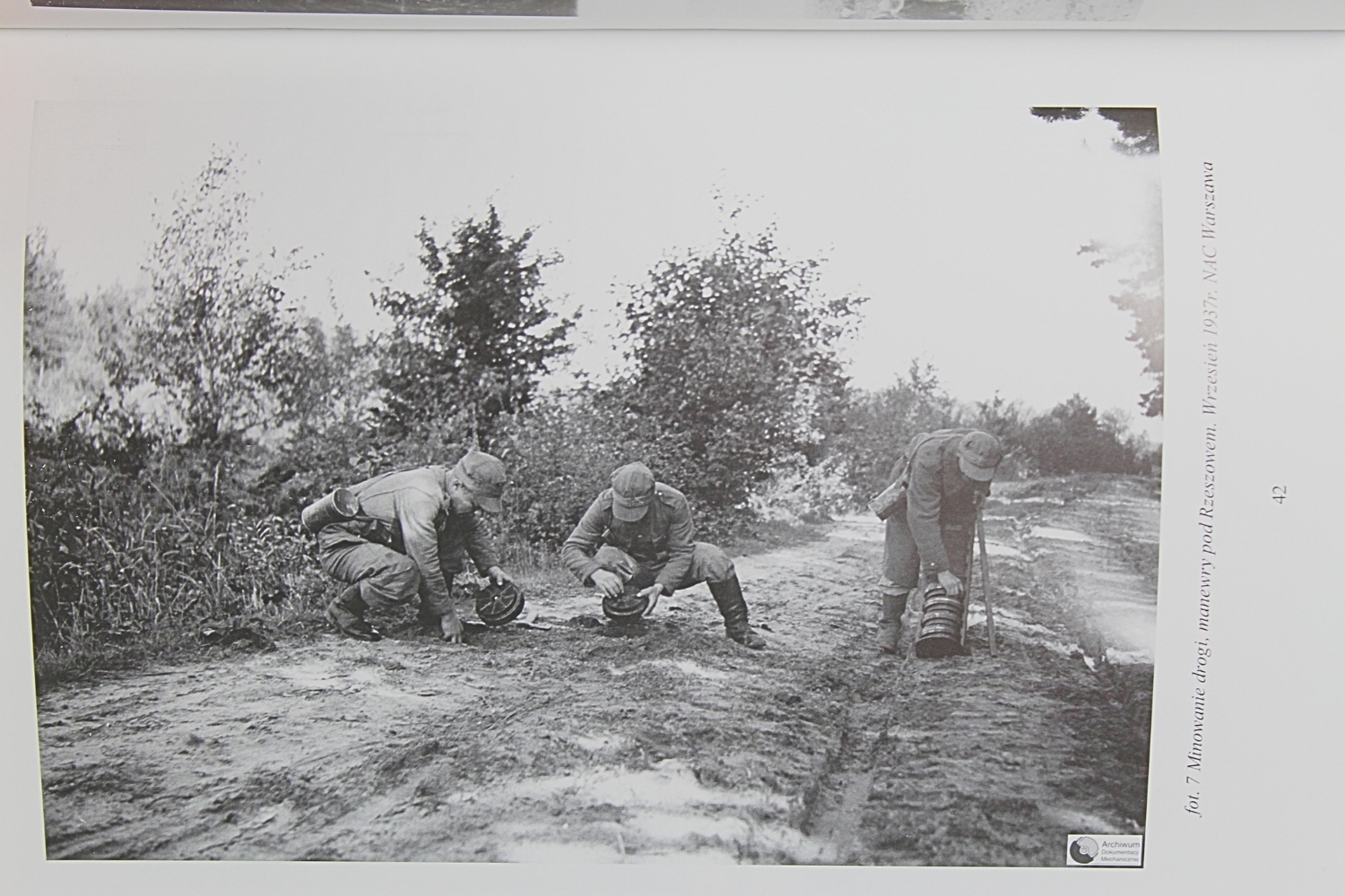 Mina przeciwczołgowa wz.37