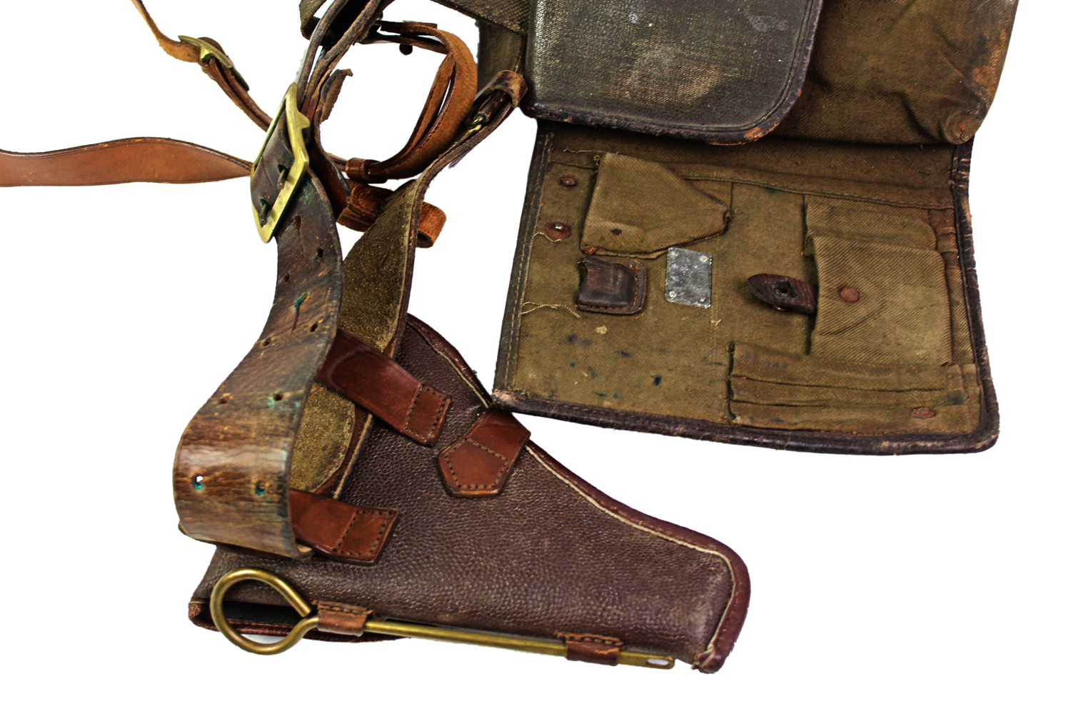 Pas z kaburą i raportówką