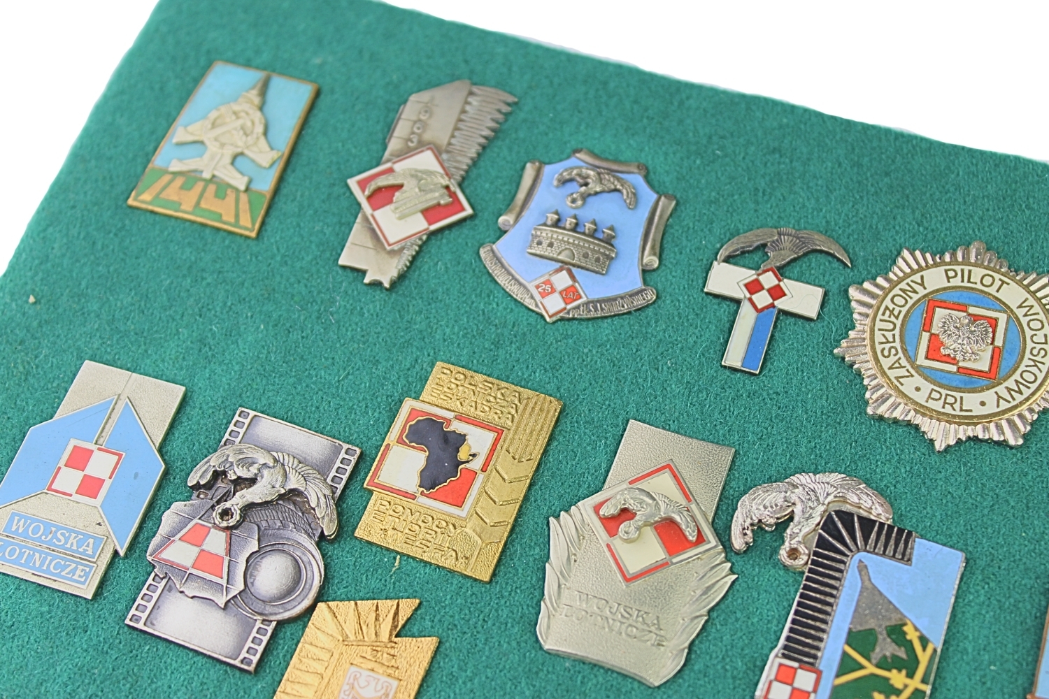 Duży zestaw odznak lotniczych LWP