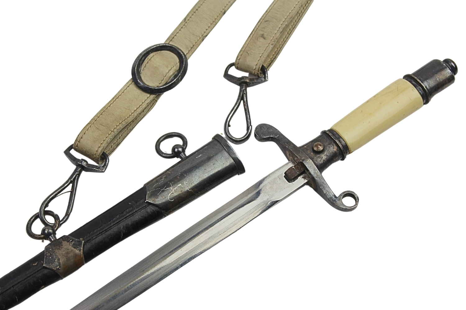 Kordzik lotniczy wz.54 z rapciami