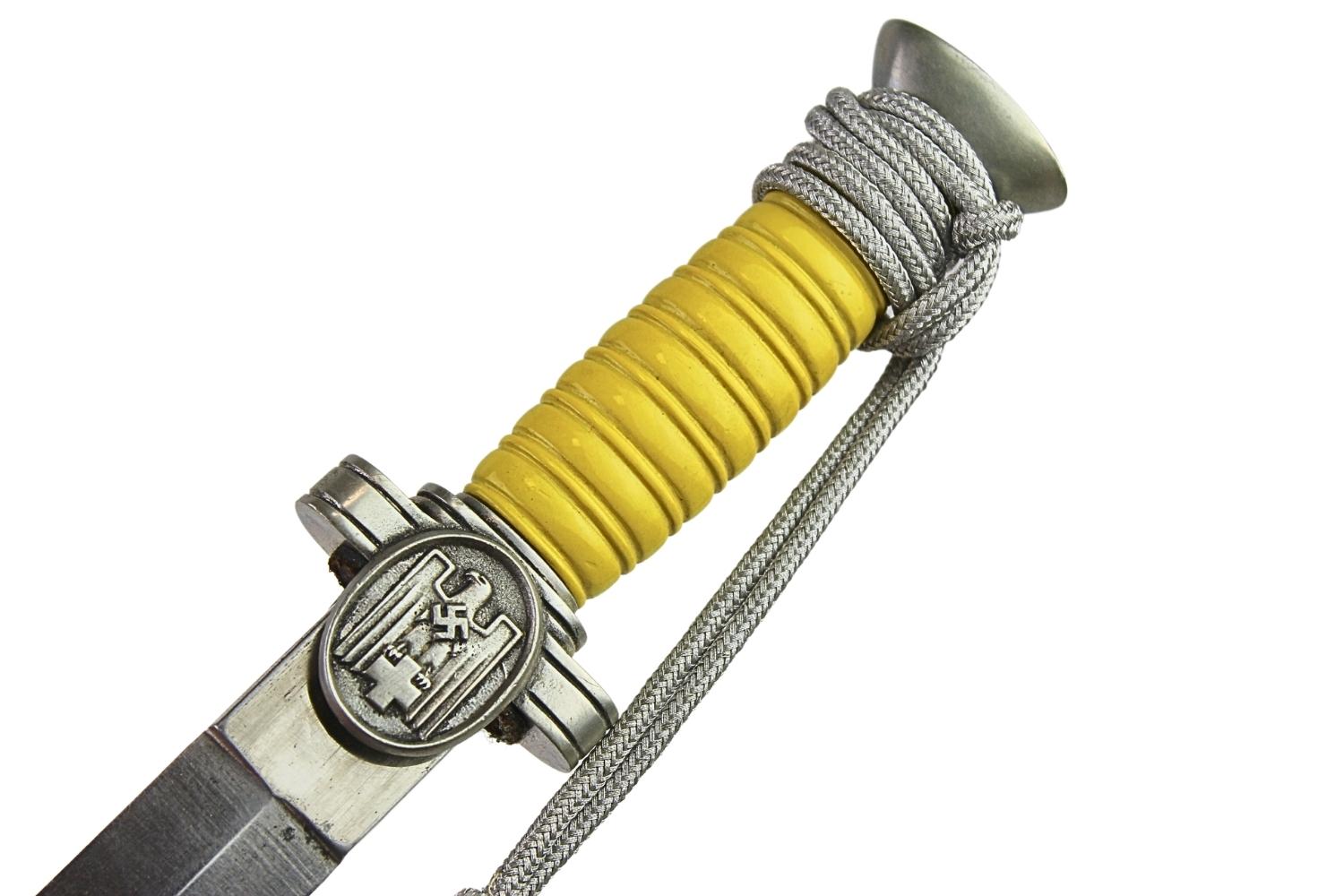 Kordzik M38 Deutsches Rotes Kreuz (DRK)