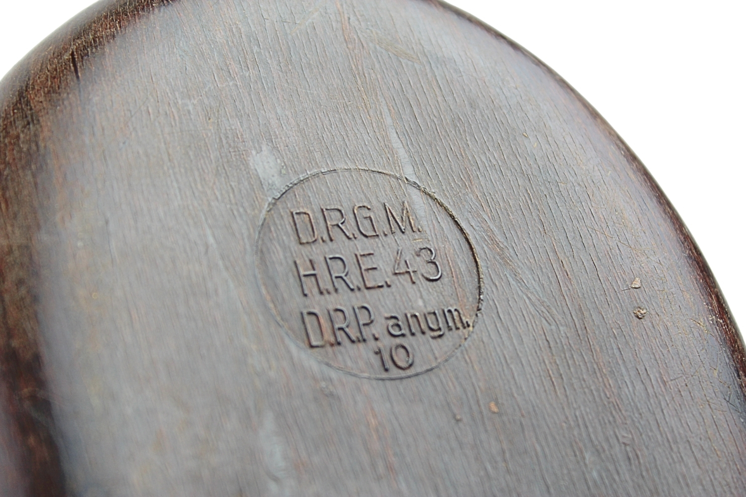 Manierka niemiecka kokos D.R.G.M. H.R.E 1943|