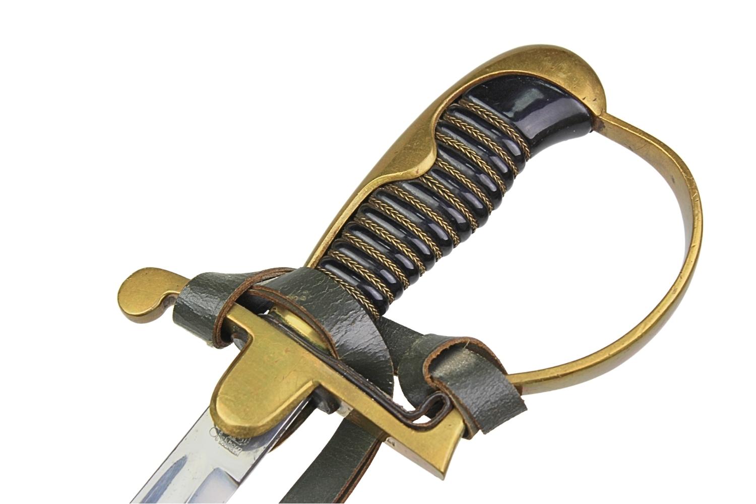 Szabla oficerska Niemcy C.E. 38 Carl Eickhorn Solignen z temblakiem zgodna