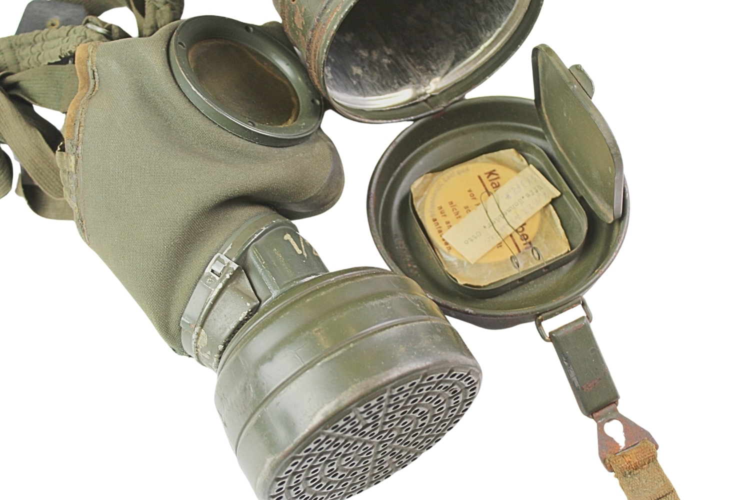 Niemiecka maska przeciwgazowa z puszką 1938
