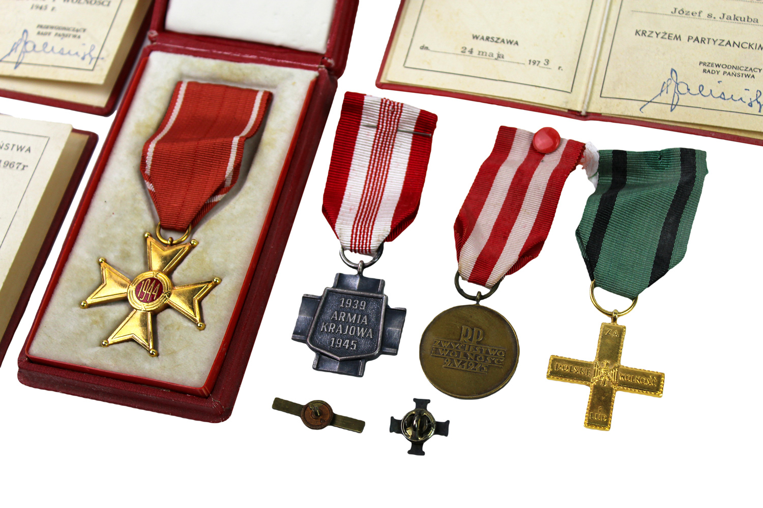 Zestaw odznaczeń i dokumentów Krysiulewicz Józef 