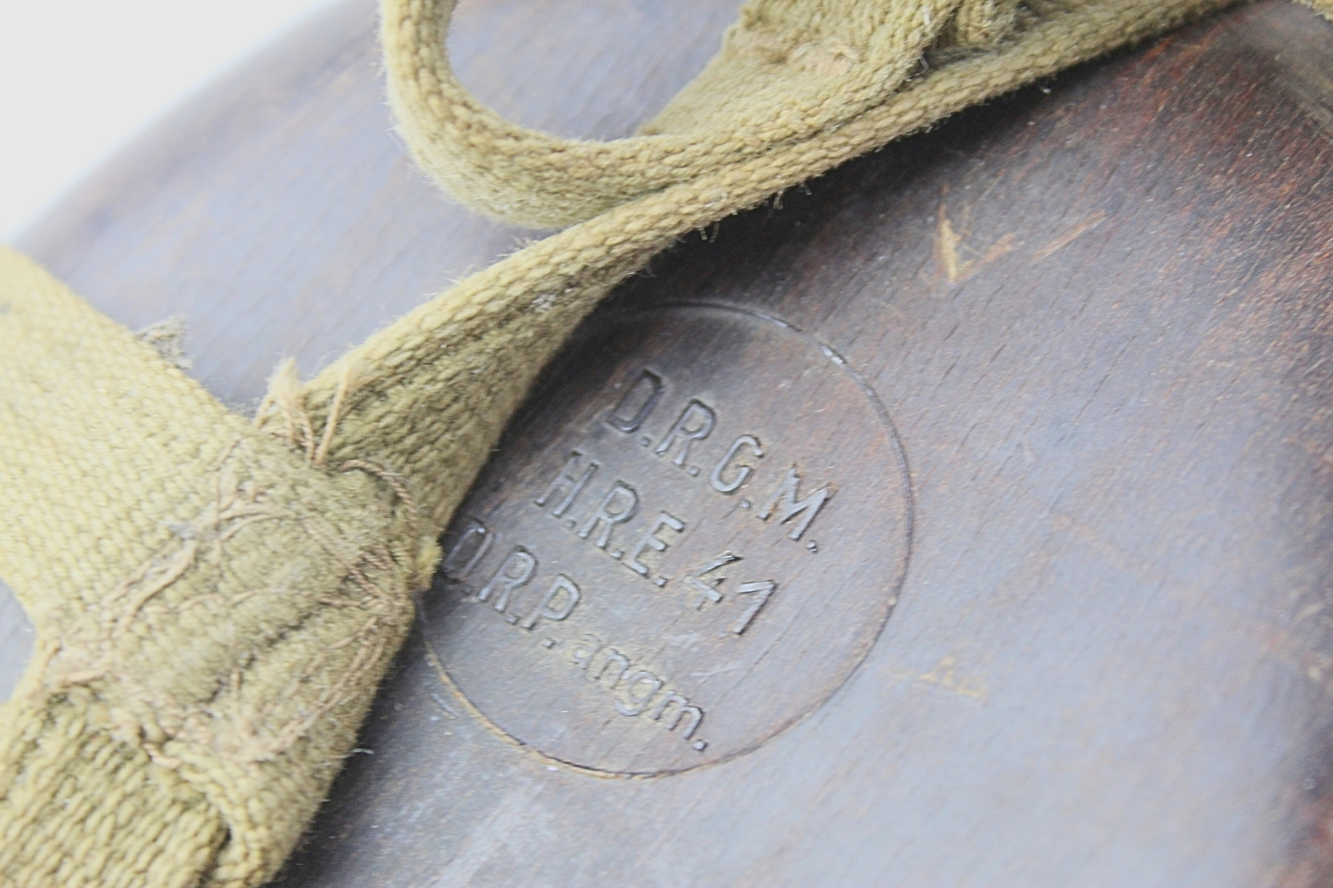 Manierka niemiecka kokos D.R.G.M. H.R.E 1941