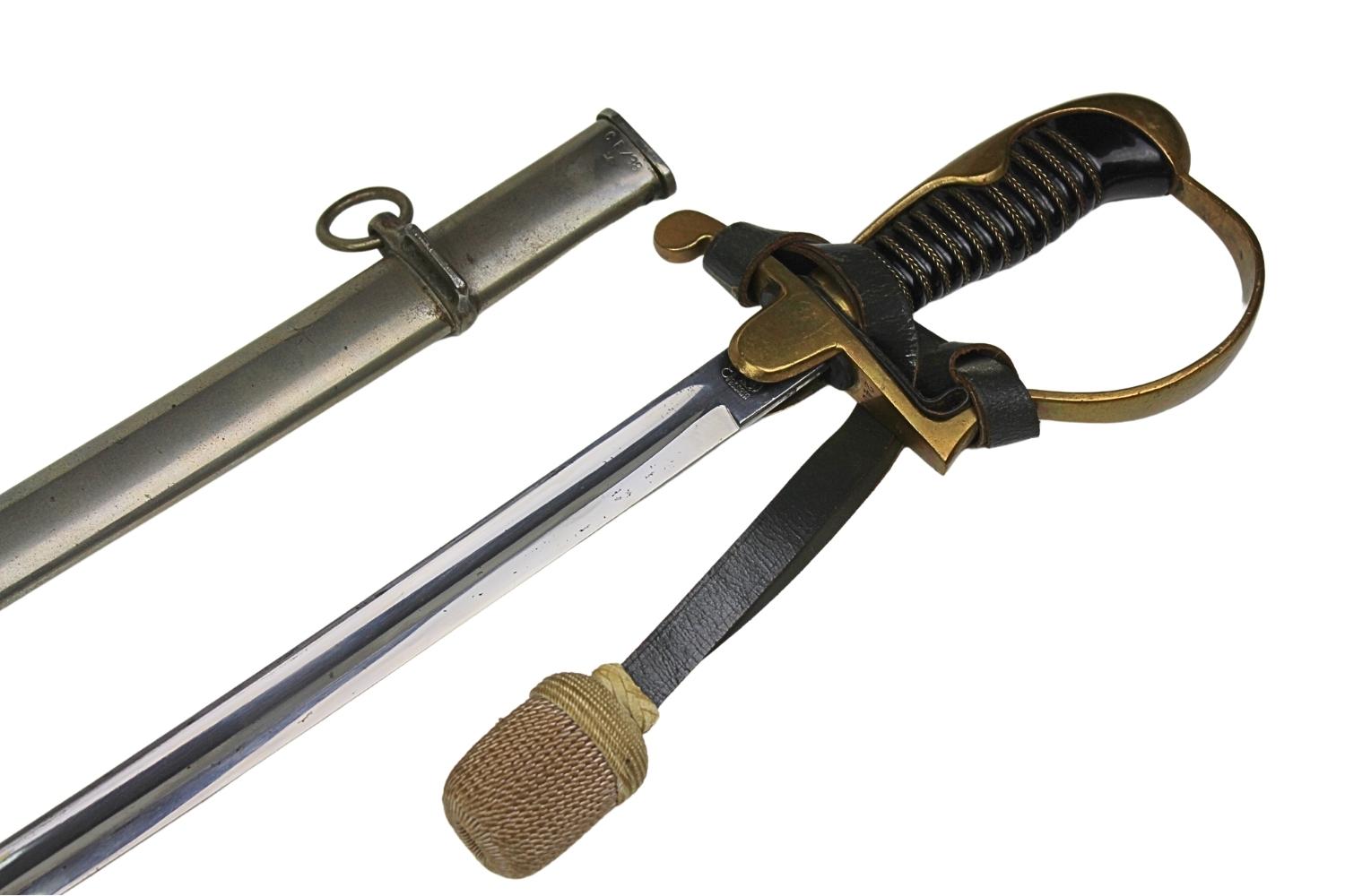 Szabla oficerska Niemcy C.E. 38 Carl Eickhorn Solignen z temblakiem zgodna