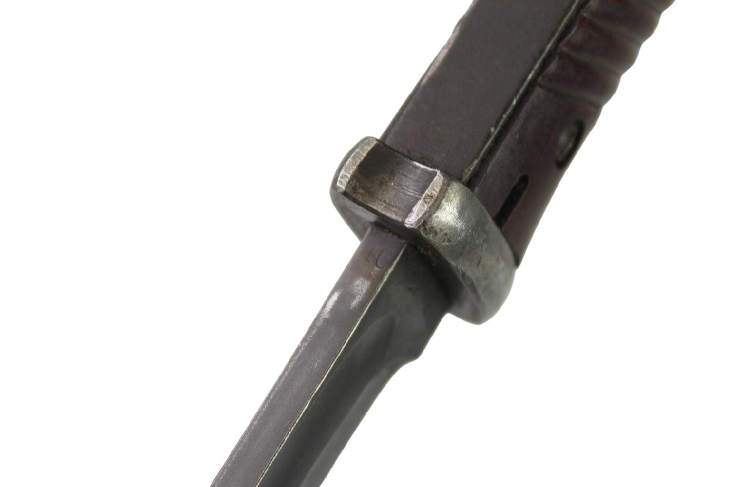 Bagnet niemiecki S84 98 S-172 1940