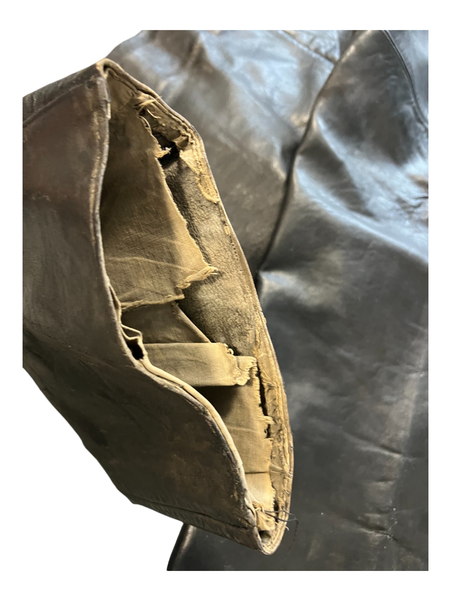 Niemiecki zestaw skórzany jednostek Pancernych