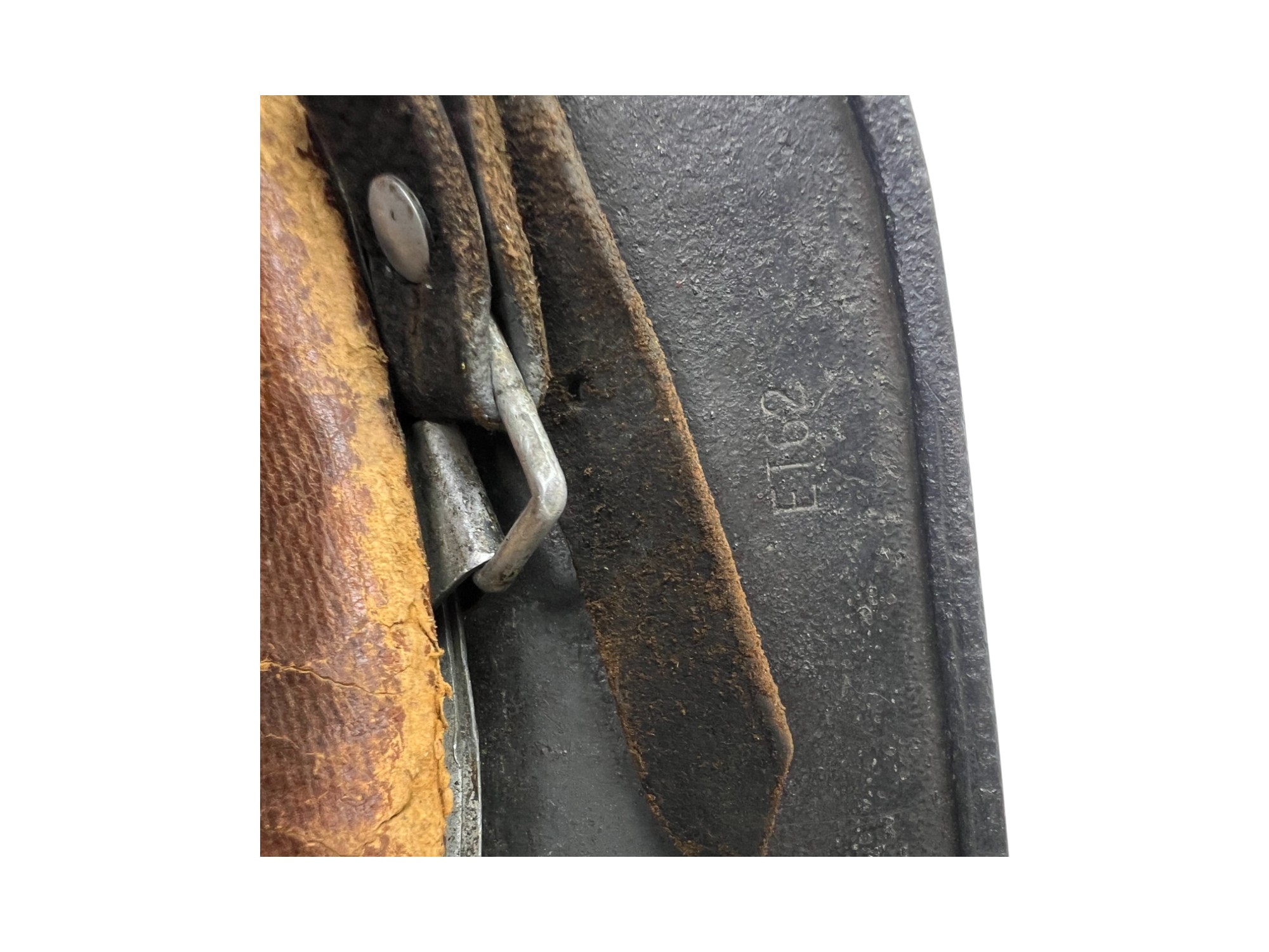 Hełm niemiecki m35 Luftwaffe kamuflaż zimowy