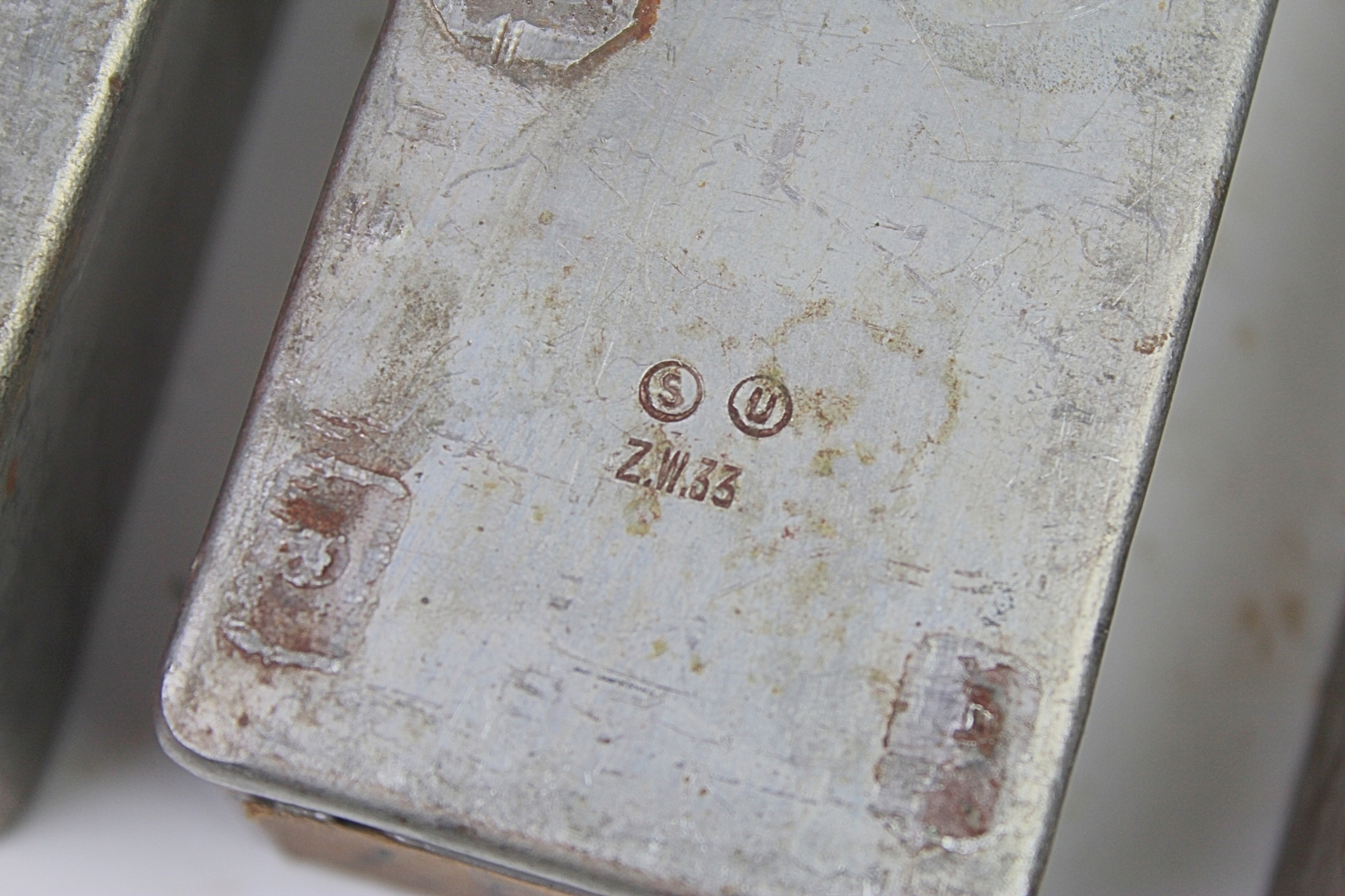 II RP Zestaw pokrywek kanek olejowych Wojska Pancerne, Artyleria Mars Rzeszów