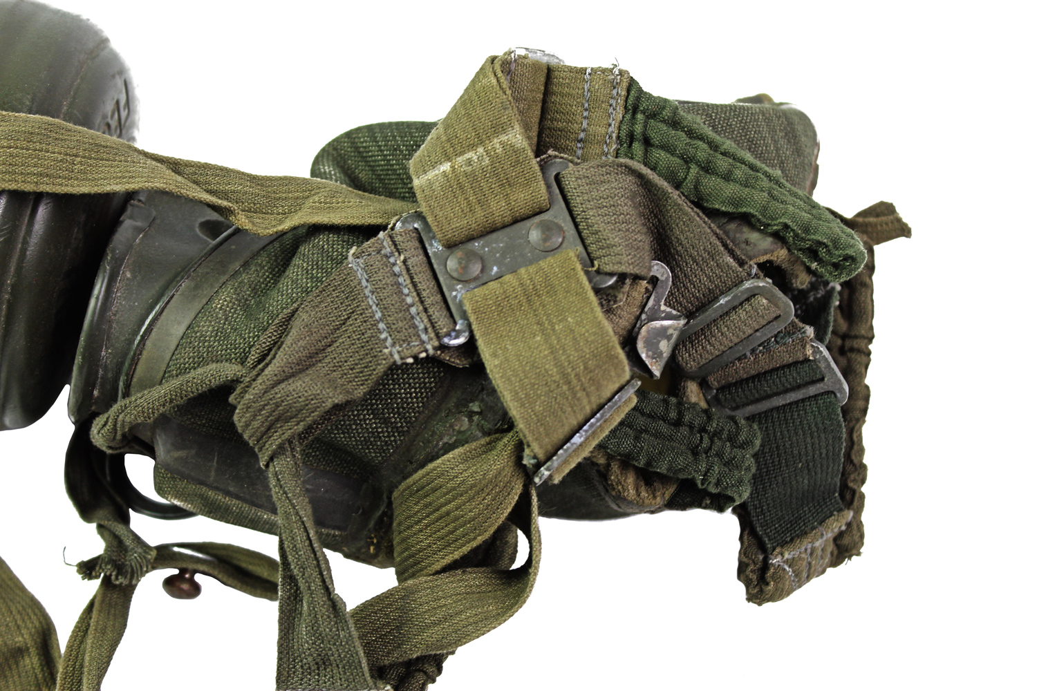 Niemiecka maska z puszką