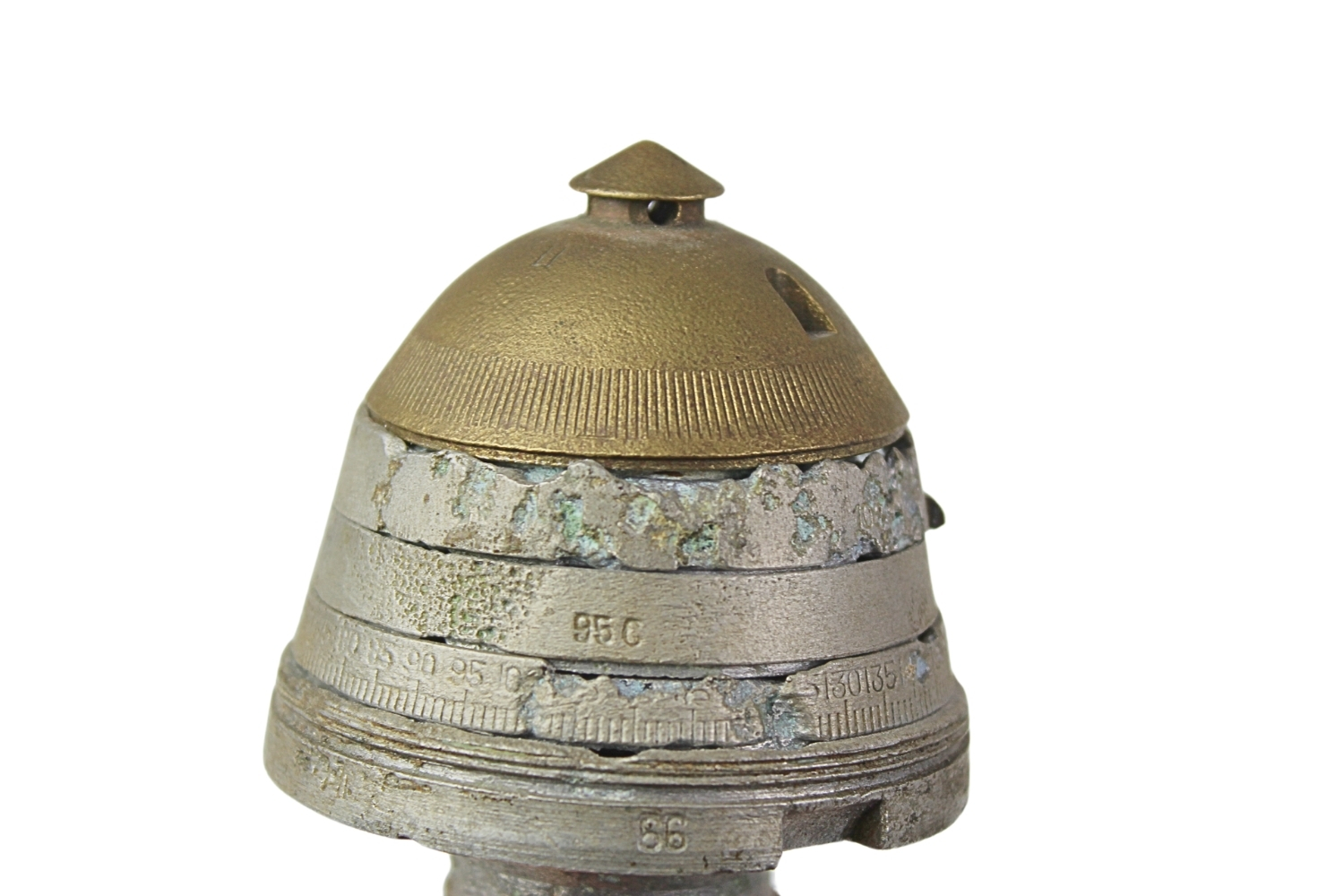 Radziecki moździerz oświetleniowy 82mm 1944