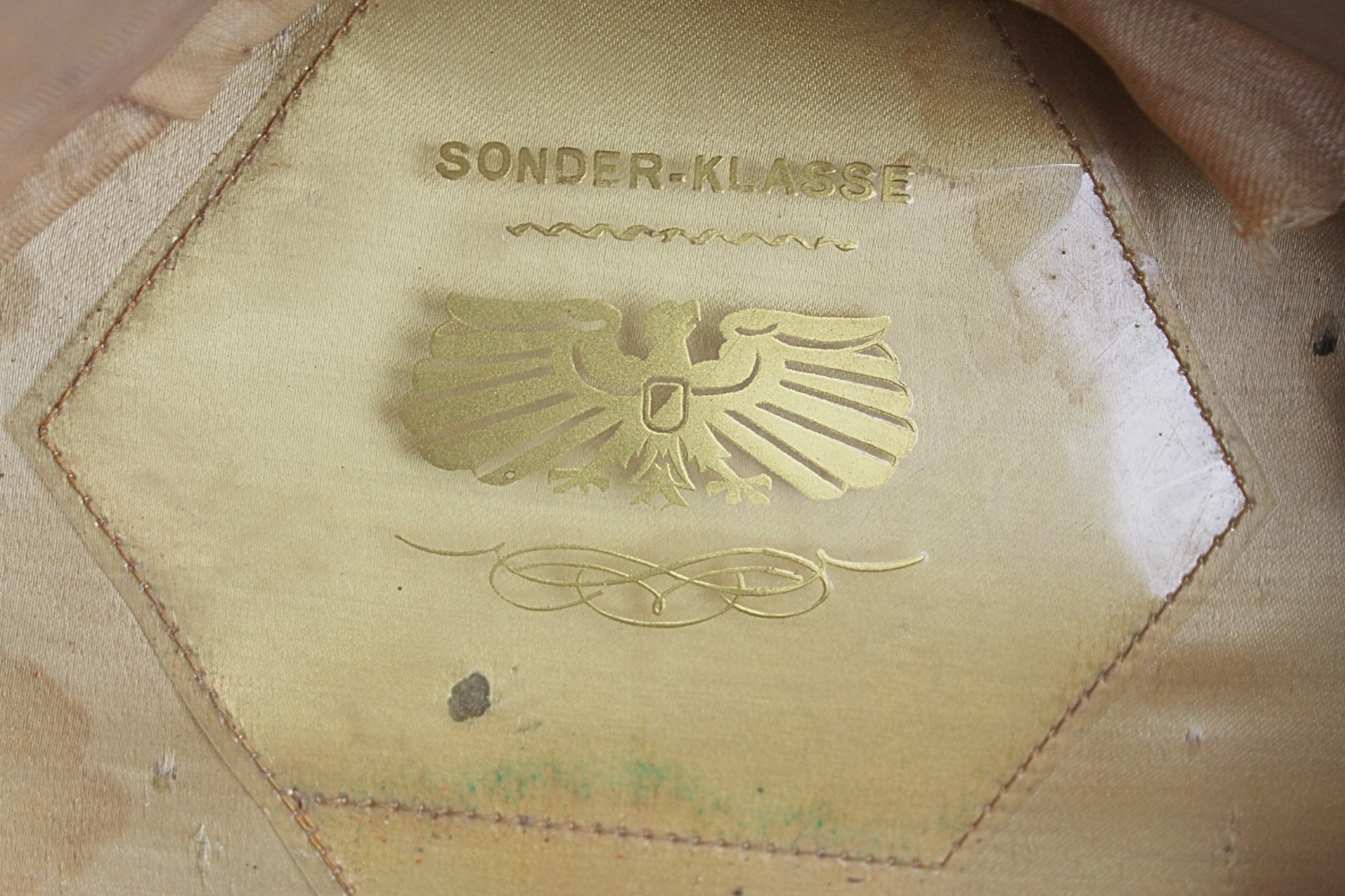 II Wojna Światowa III Rzesza - Czapka garnizonowa piechoty Wehrmachtu