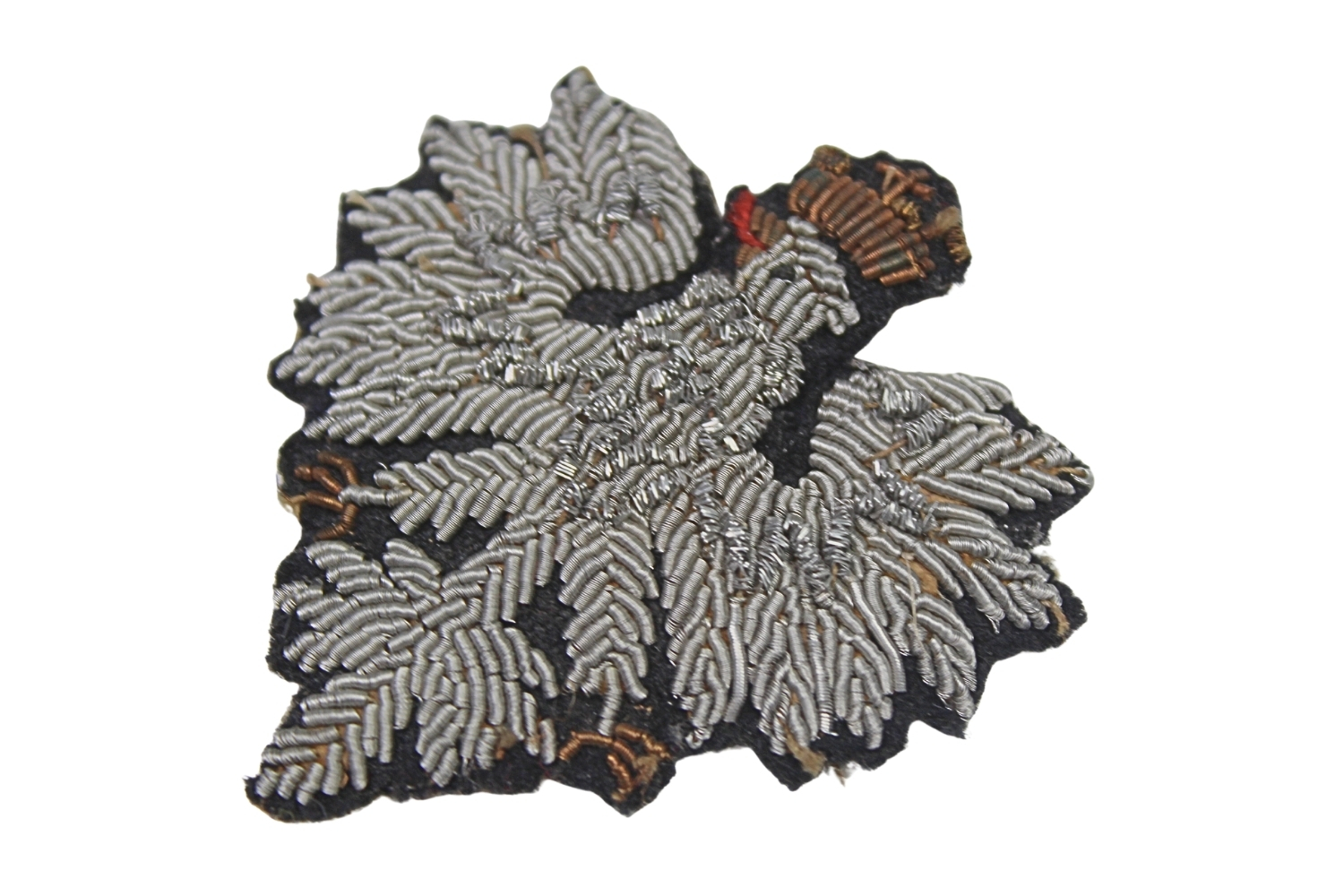 Orzeł haftowany bajorkiem