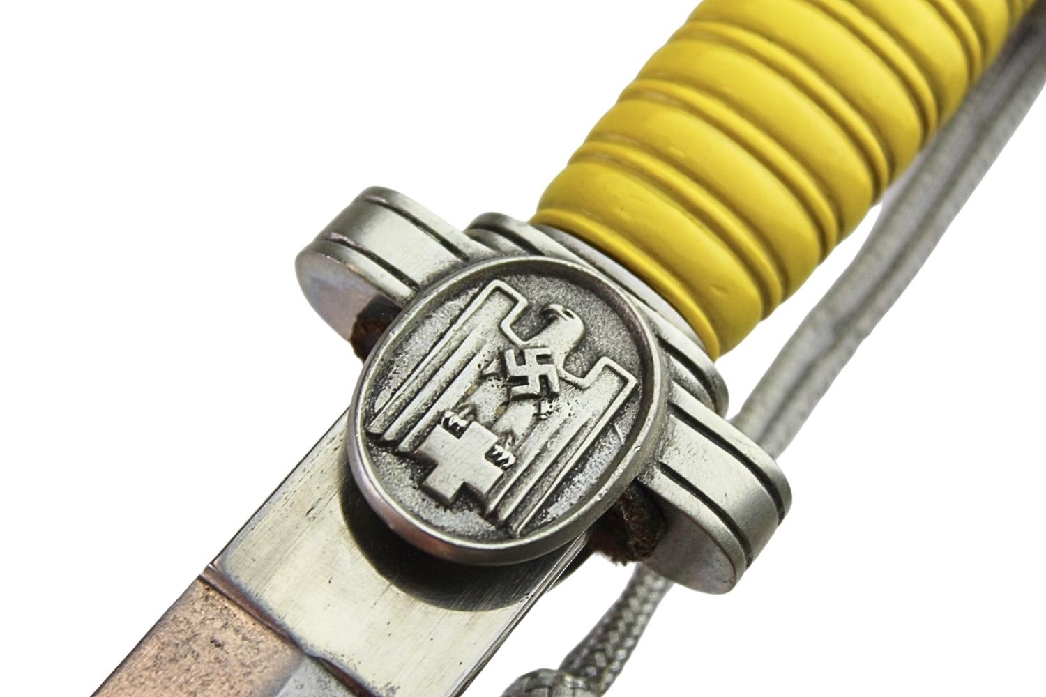 Kordzik M38 Deutsches Rotes Kreuz (DRK)