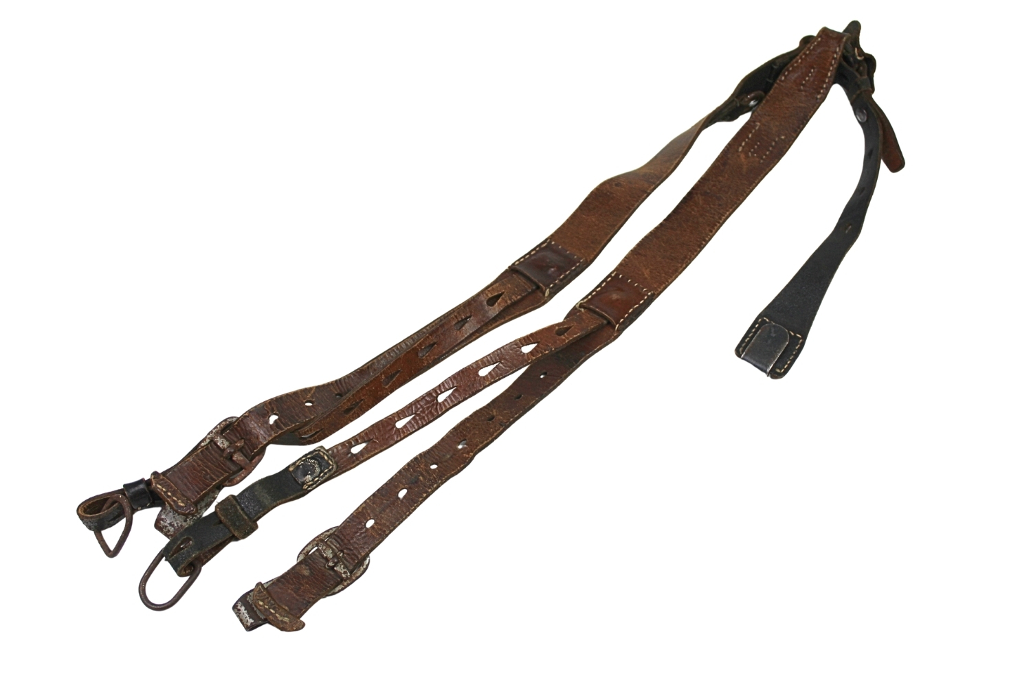 SZELKI SKÓRZANE WH/SS 1939