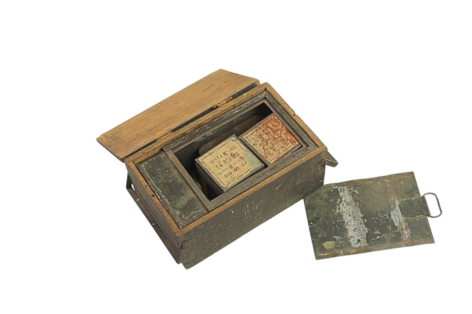 Skrzynka z konserwą na ładunki do moździerza Stockes Brandt 81mm