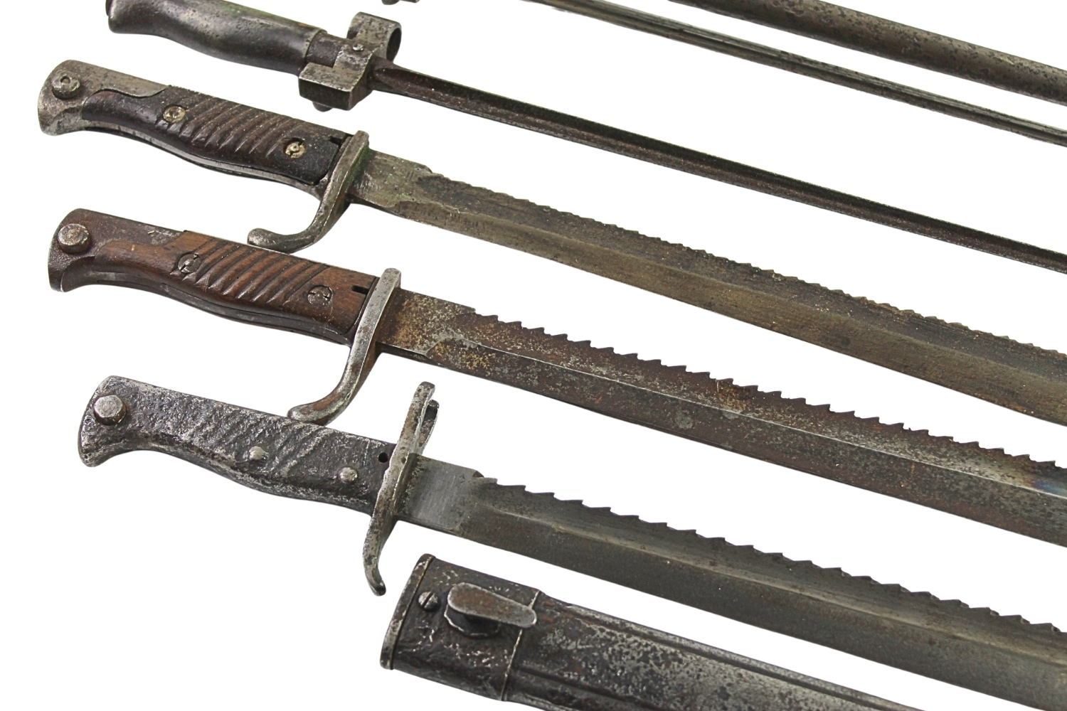 Duży zestaw broni białej