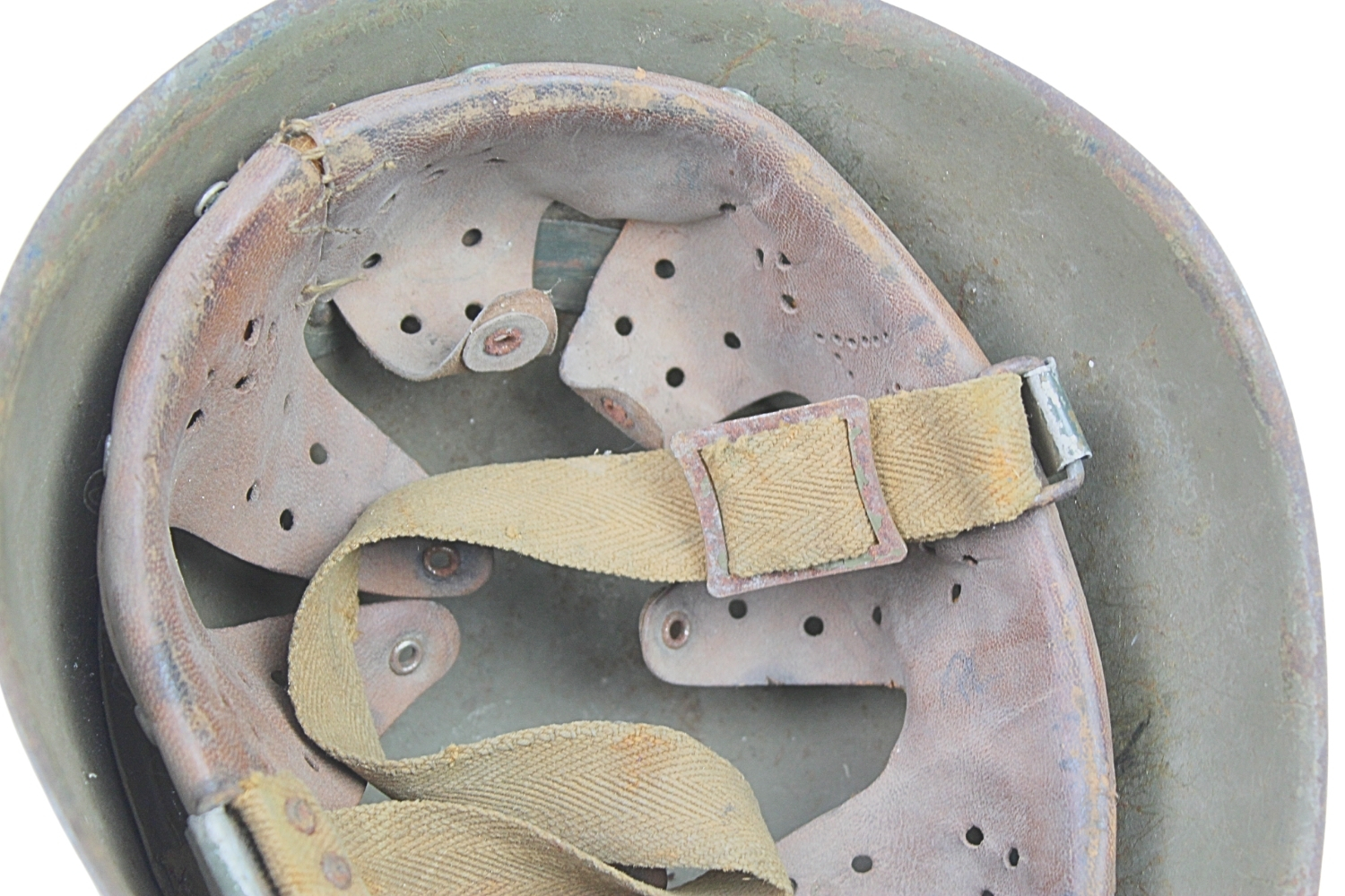 Hełm włoski wz. 33