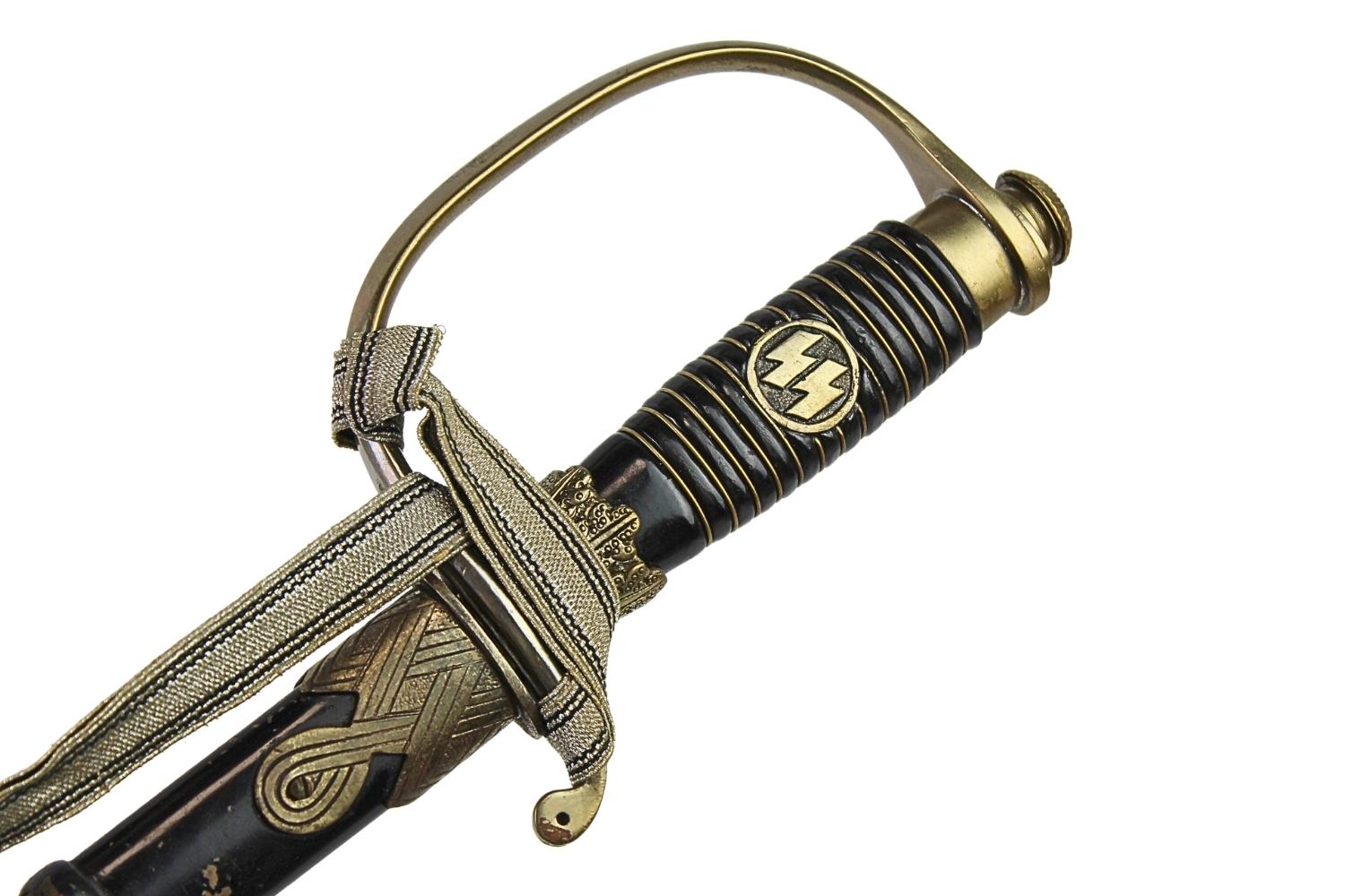 Szpada Oficera SS Eickhorn Solingen z temblakiem