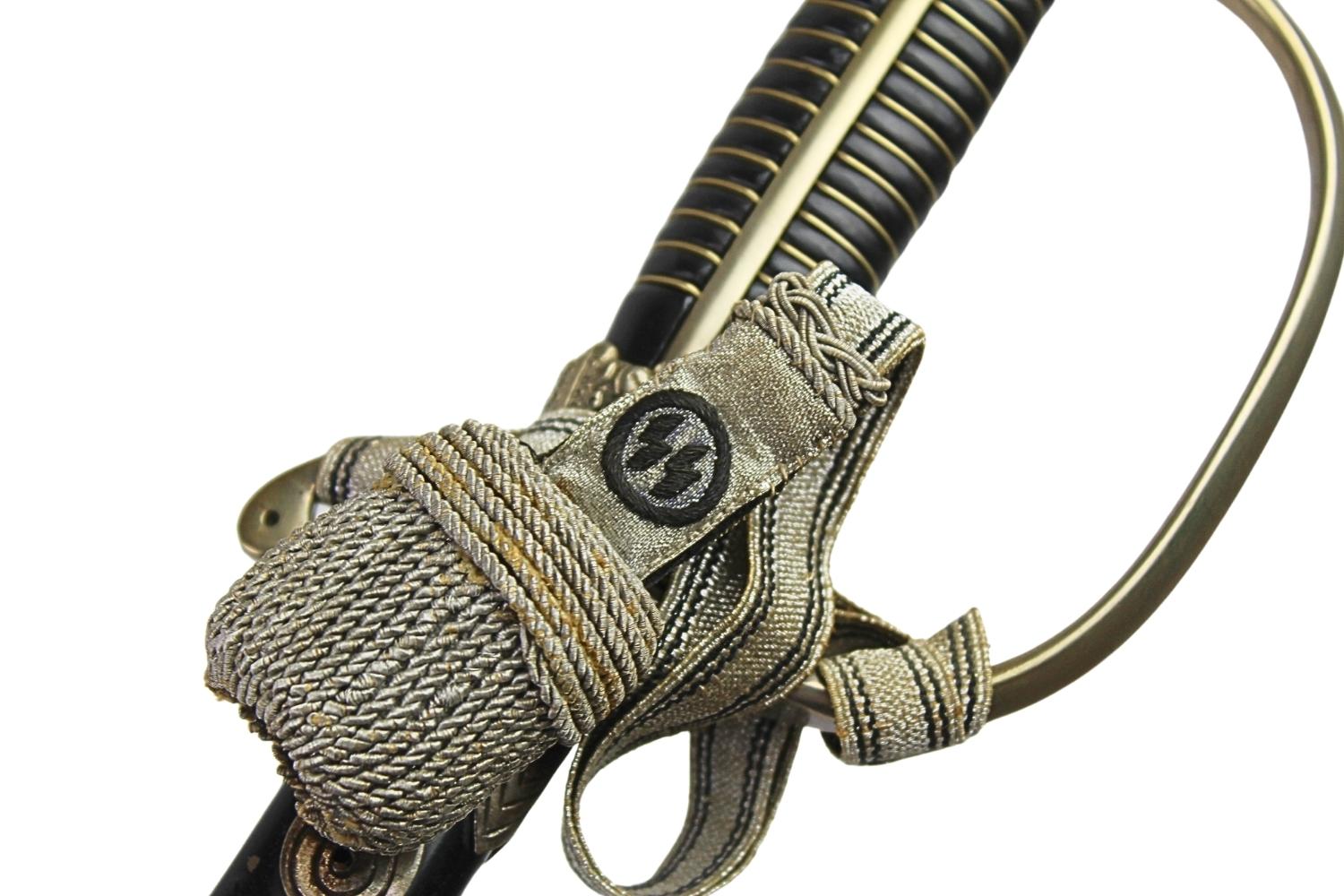 Szpada Oficera SS Eickhorn Solingen z temblakiem