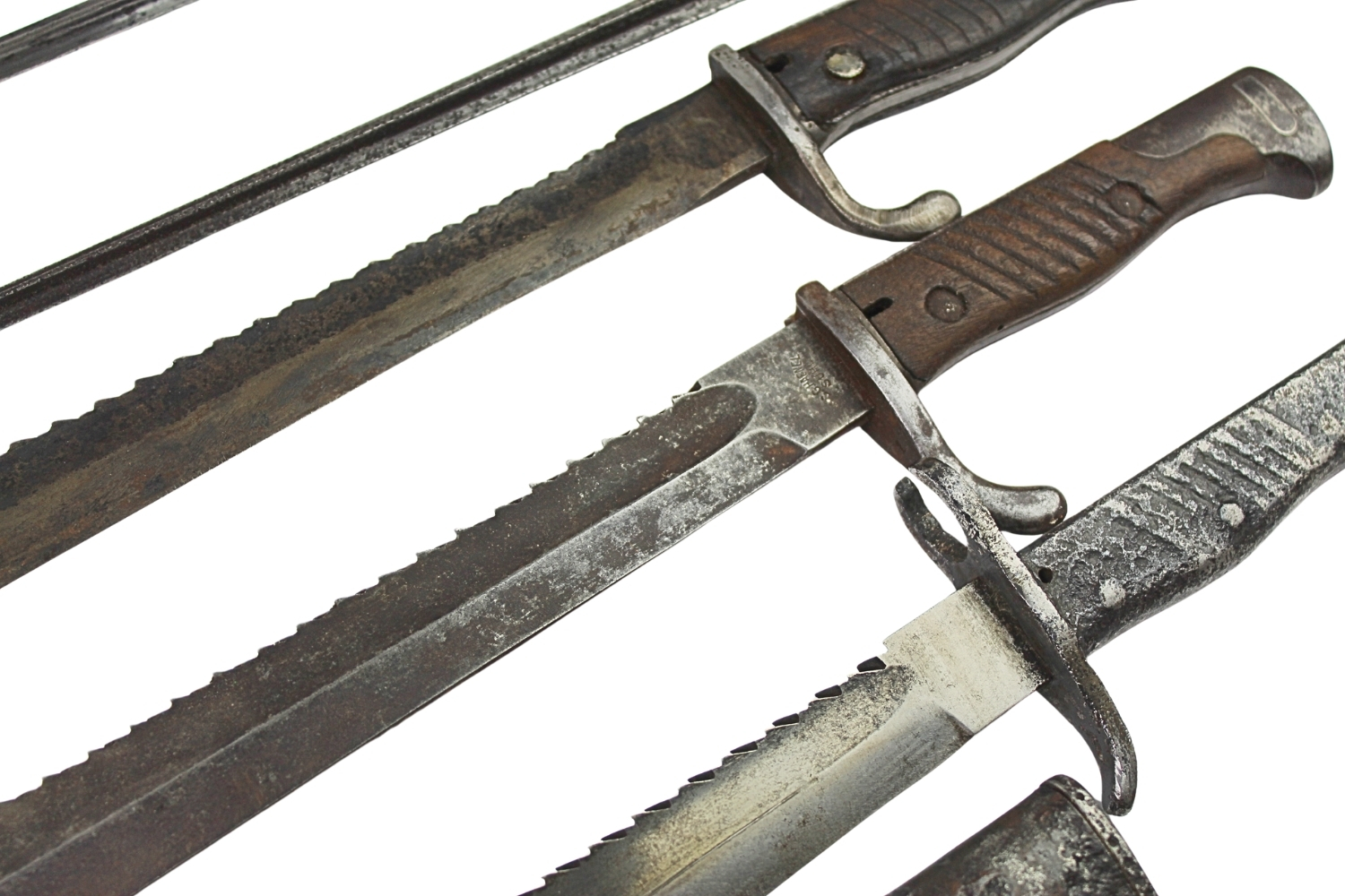 Duży zestaw broni białej