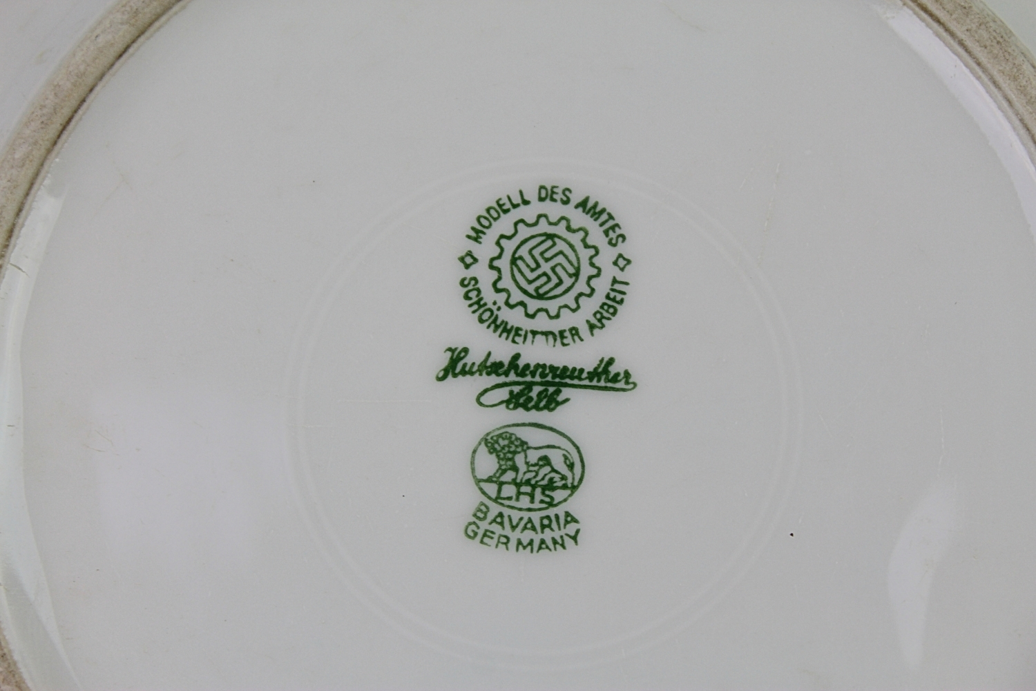 TALERZ MODELL DES AMTES SCHONHEITDER ARBAIT