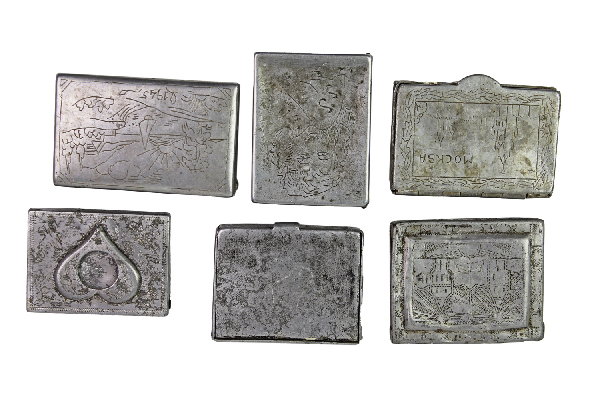 Zestaw pudełek papierośnic sztuka okopowa