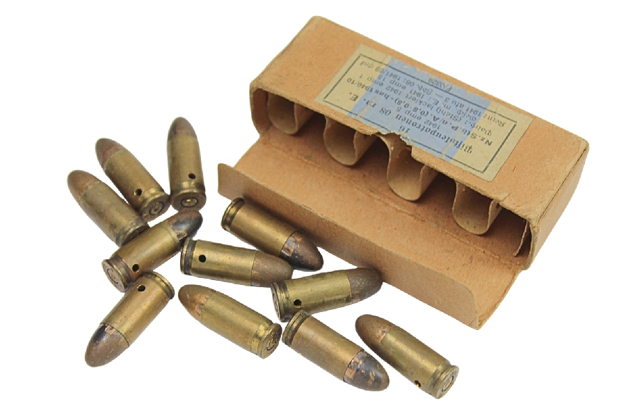 Niemieckie pudełko z amunicją dekoracyjną 9mm 1941 WH SS 