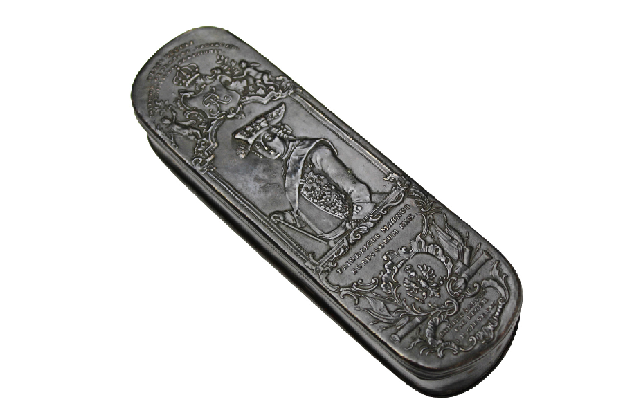 TABAKIERKA FRIDERICUS BORUSSORUM REX XVIII W.