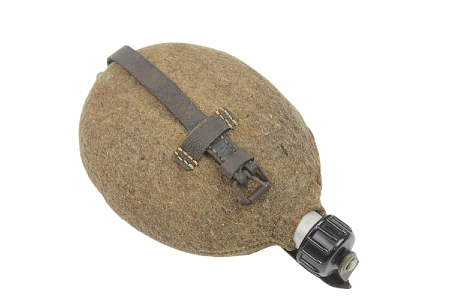 Manierka niemiecka L&SL 1937 