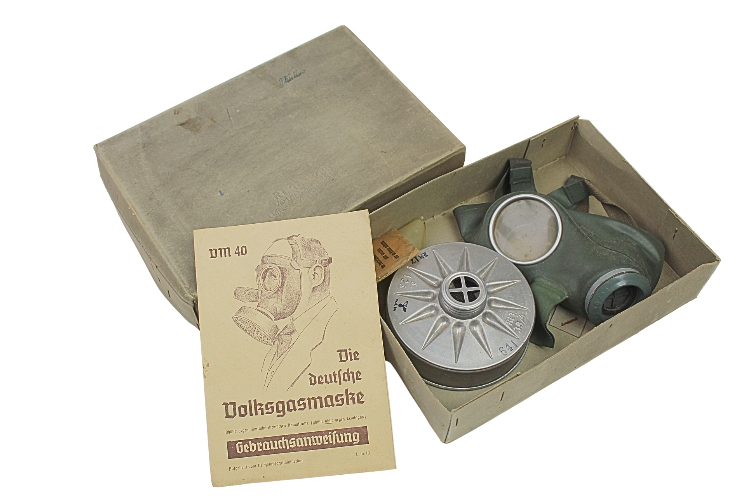 Niemiecka Volksgasmaske RL 1-39 86 w oryginalnym opakowaniu 