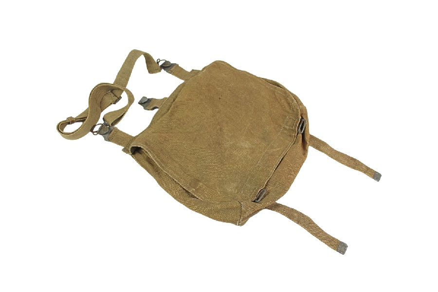 II RP Chlebak wz.33 z paskiem pieczątki