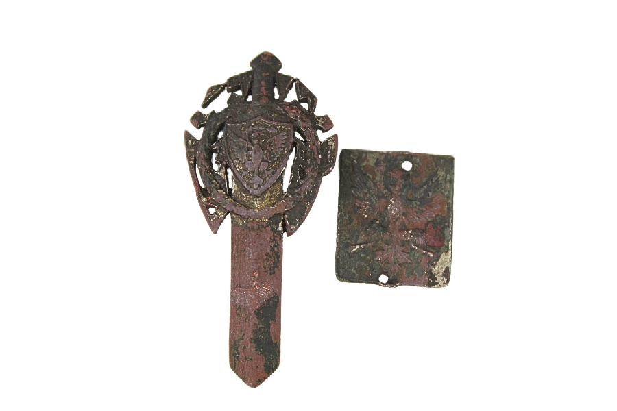 II RP Odznaka 63 Toruńskiego Pułku Piechoty oraz odznaka na kołnierz