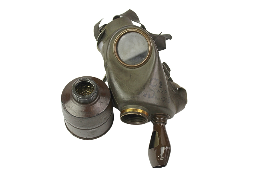 II RP Maska przeciwgazowa C2 z pochłaniaczem 1939