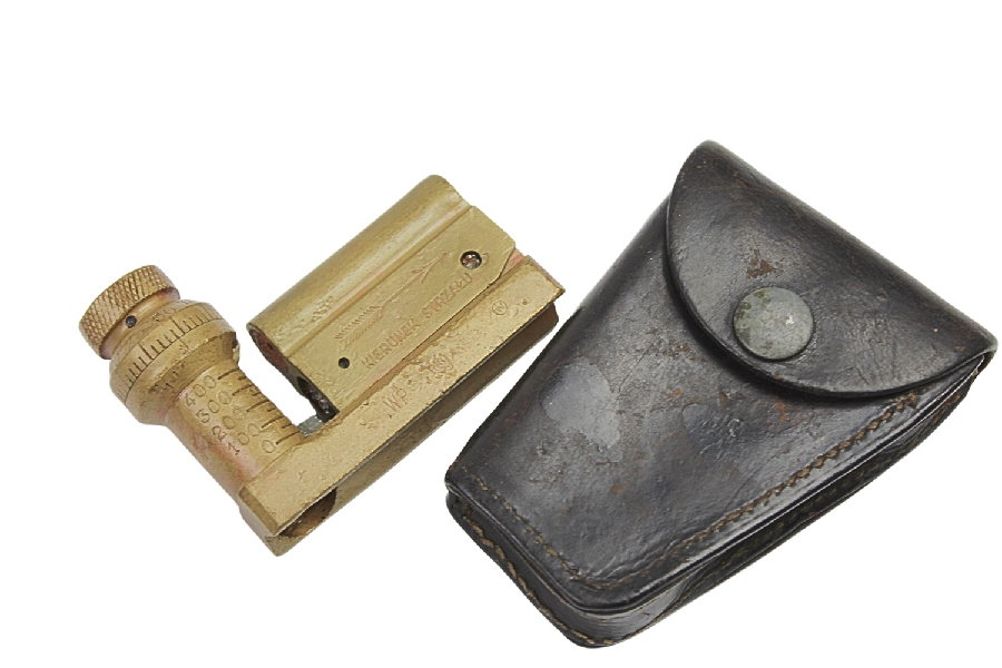 II RP Celownica CKM Hotchkiss „Cel Wilno” z pokrowcem