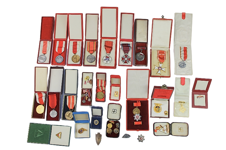 PRL Duży zestaw odznaczeń po mgr inż. Januszu Anuszewskim 