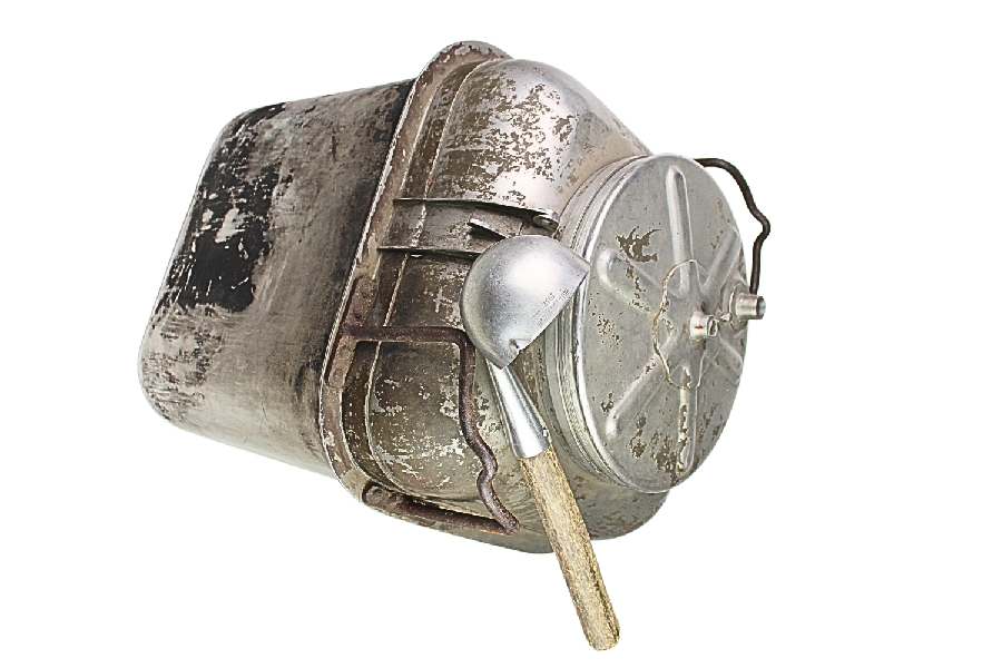 II RP Kocioł z chochlą Huta Ludwików 1937