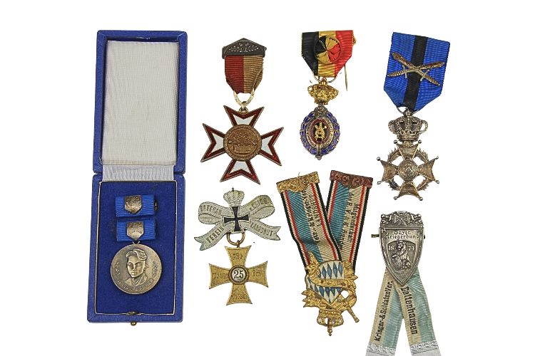 Zestaw zagranicznych odznaczeń